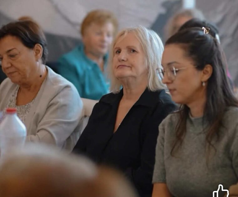 Alban Hyseni takon gratë pensioniste të Gjilanit: Qendra e re për të moshuar në prag të finalizimit