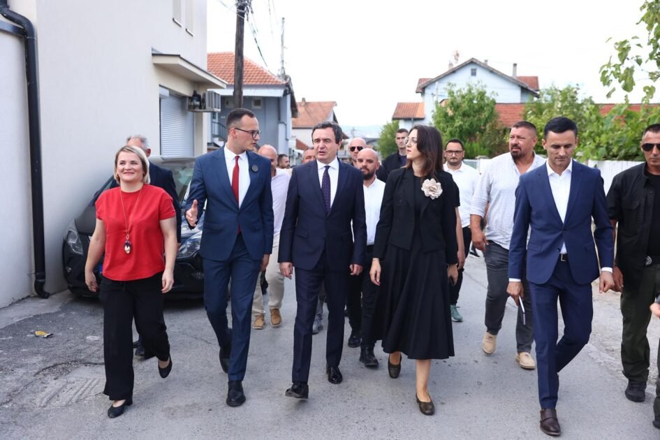 Albin Kurti sot në Gjilan, takime me gratë dhe rininë në mbështetje të Alban Hysenit