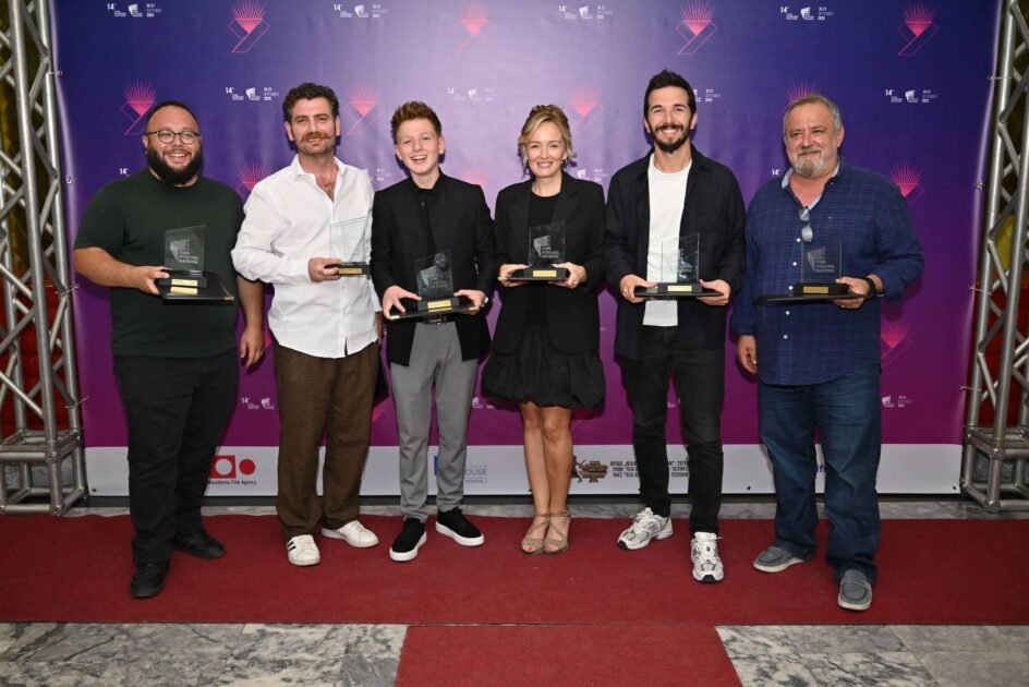 “Krejt e thirrin Rexhën” shkëlqen në TIFF 2025 me katër çmime të mëdha