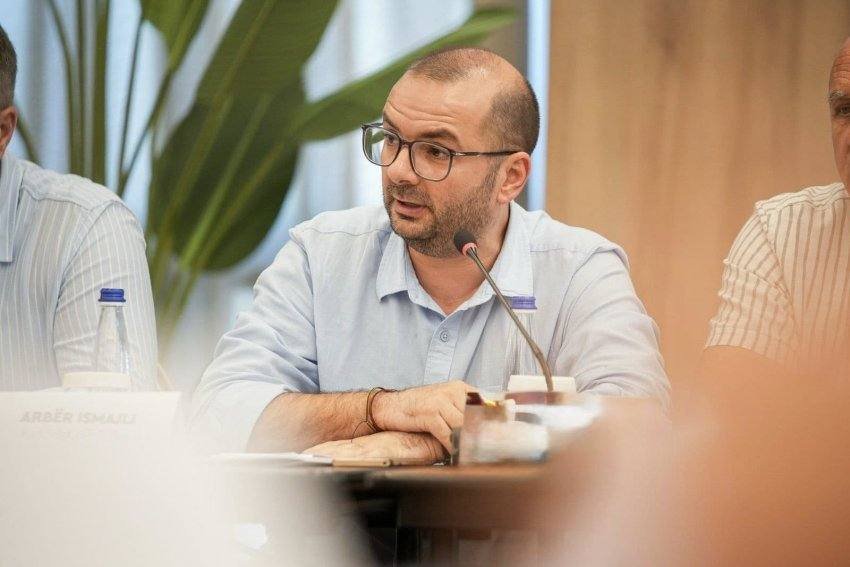 Nga subvencionet te Muzeu i Sportit: Programi i Arbër Ismajlit për zhvillimin e sportit në Gjilan