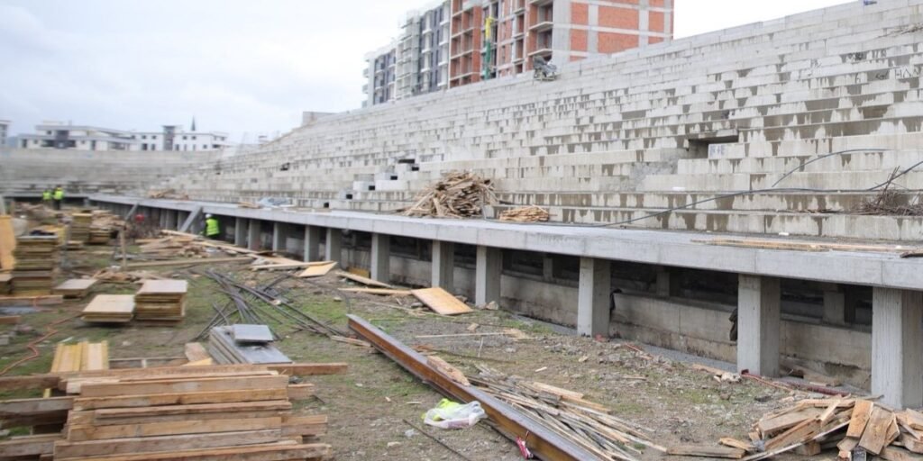 MRKS: Punimet në stadiumin e Gjilanit po avancojnë — pritet të përfundojnë për 2 vjet