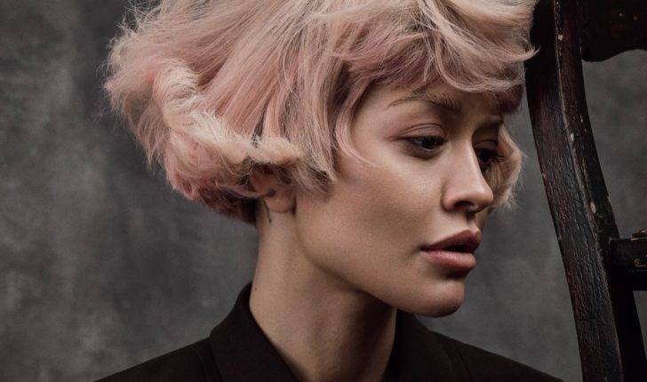 Rita Ora Shkëlqen në Bashkëpunimin e Ri me Armani Beauty