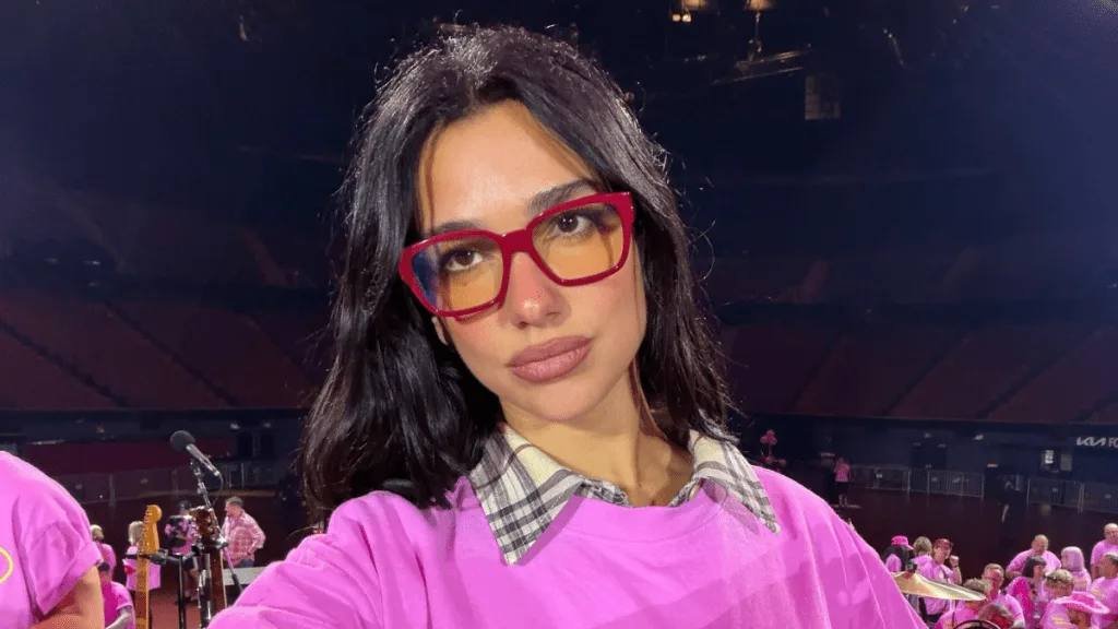 Dua Lipa kalon provimin GCSE për Gjuhën Spanjolle