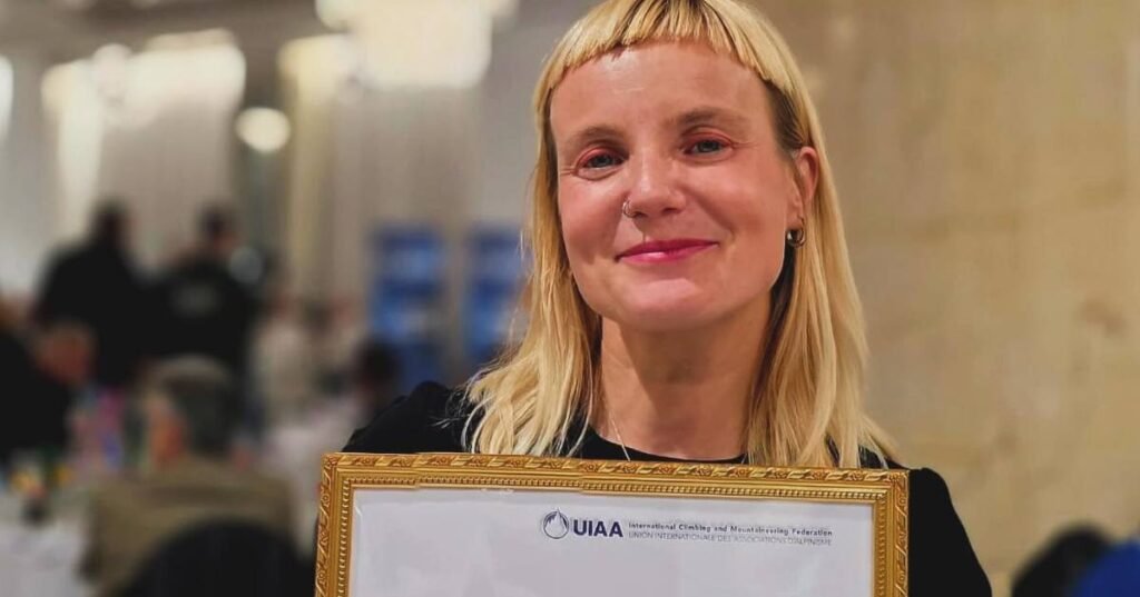 Uta Ibrahimi nderohet ndërkombëtarisht për arritjet e saj në alpinizëm