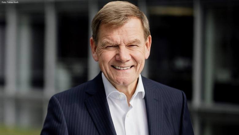 Kryediplomati gjerman: Jam fans i Dua Lipës