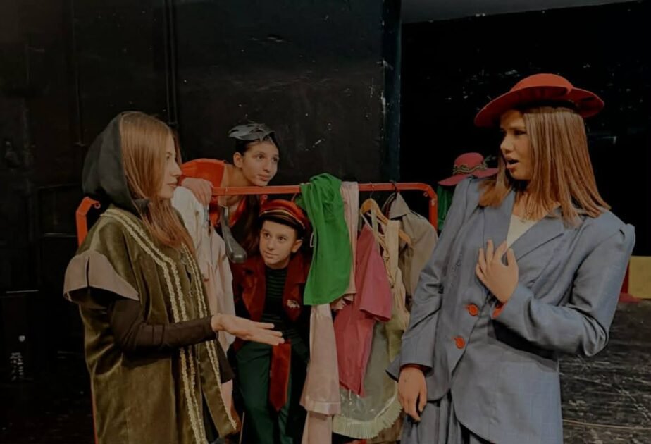 Festivali i Teatrit të Shkollave të Mesme nis sonte në Teatrin e Qytetit