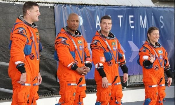 NASA cakton datën historike: Amerikanët rikthehen në Hënë pas 53 vitesh