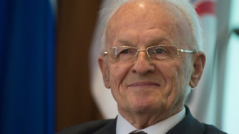 28 vite burg dhe një jetë për liri – historia e pathyeshme e Adem Demaçit