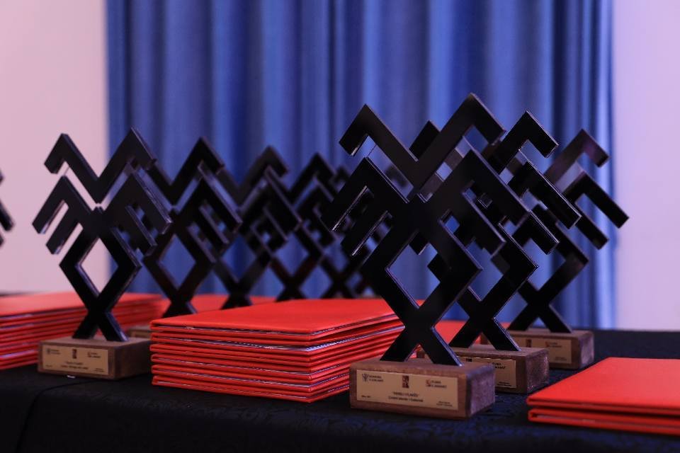 “Flaka e Janarit” mbyllet me Gala Mbrëmje: Lista e Çmimeve të Edicionit të 35-të