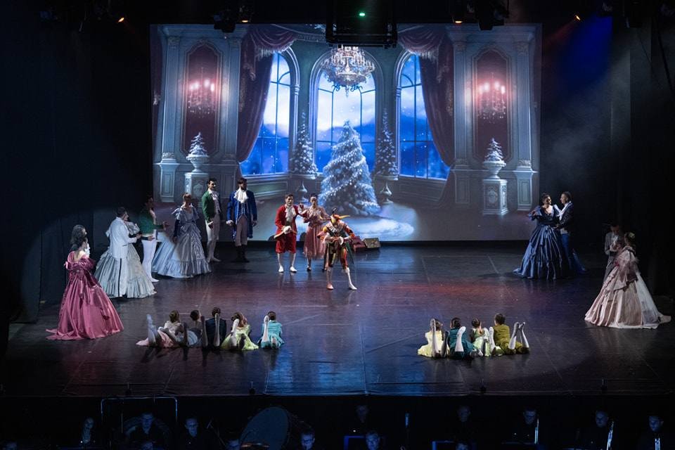 Prishtina do të përjetojë magjinë e baletit mbi akull me “Arrëthyesi mbi Akull”