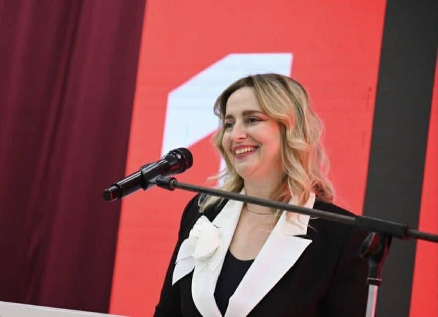Arijeta Rexhepi – Nga edukimi i gjeneratave të reja tek përfaqësimi i qytetarëve në Kuvend