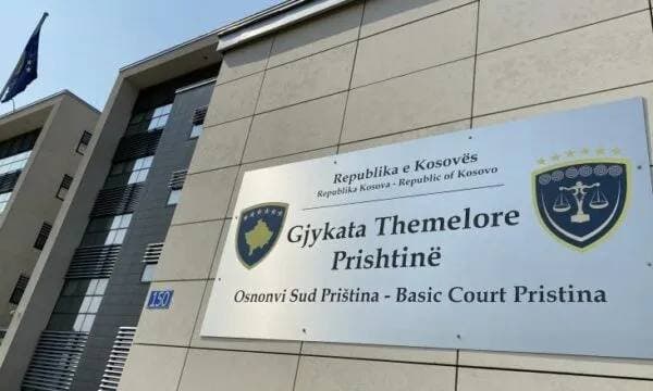 Kryetari i “Plisat” Rinor Grajqevci dënohet me burgim për “Shkaktim rreziku” dhe “Armëmbajtje”