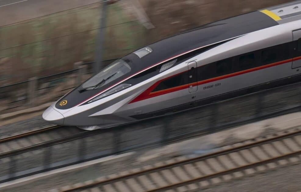 CR450: Treni më i shpejtë në botë sfidon kufijtë e shpejtësisë