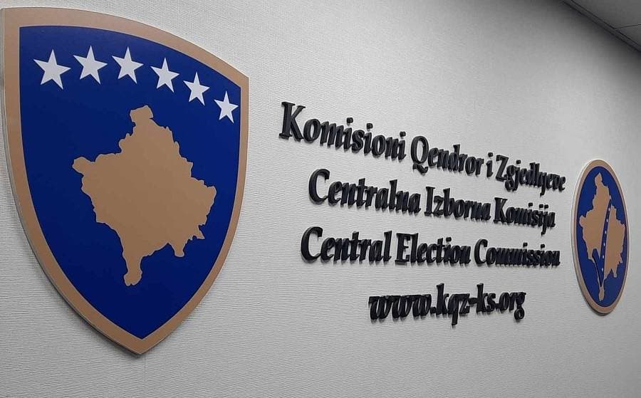 KQZ u bën thirrje qytetarëve: Kontrolloni qendrën tuaj të votimit