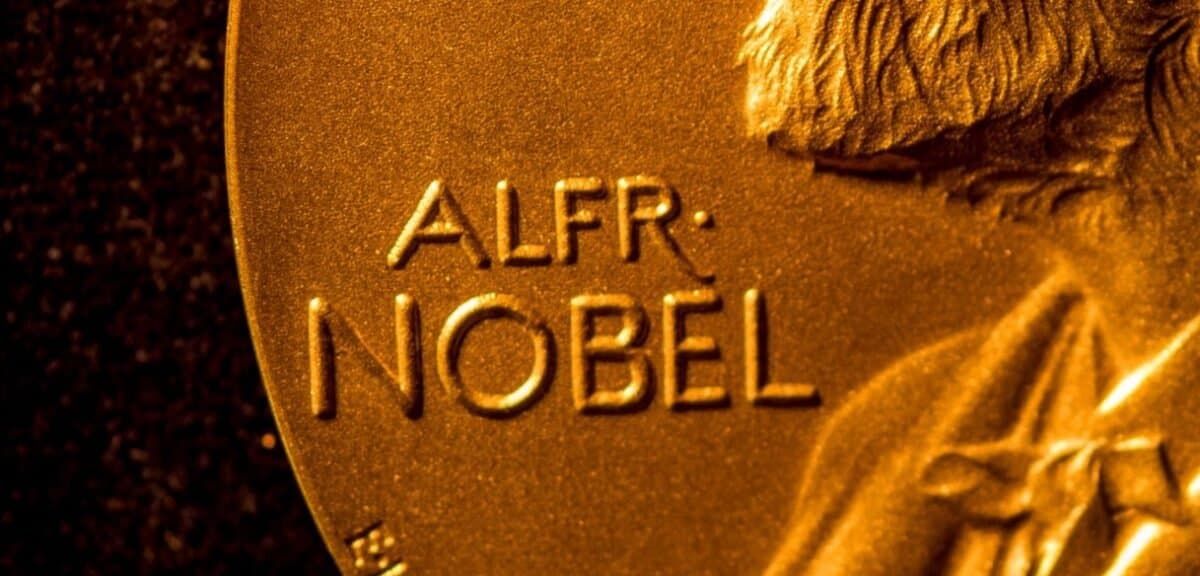 Tre shkencëtarë fitojnë Çmimin Nobel në Mjekësi për zbulimin që mban nën kontroll sistemin imunitar