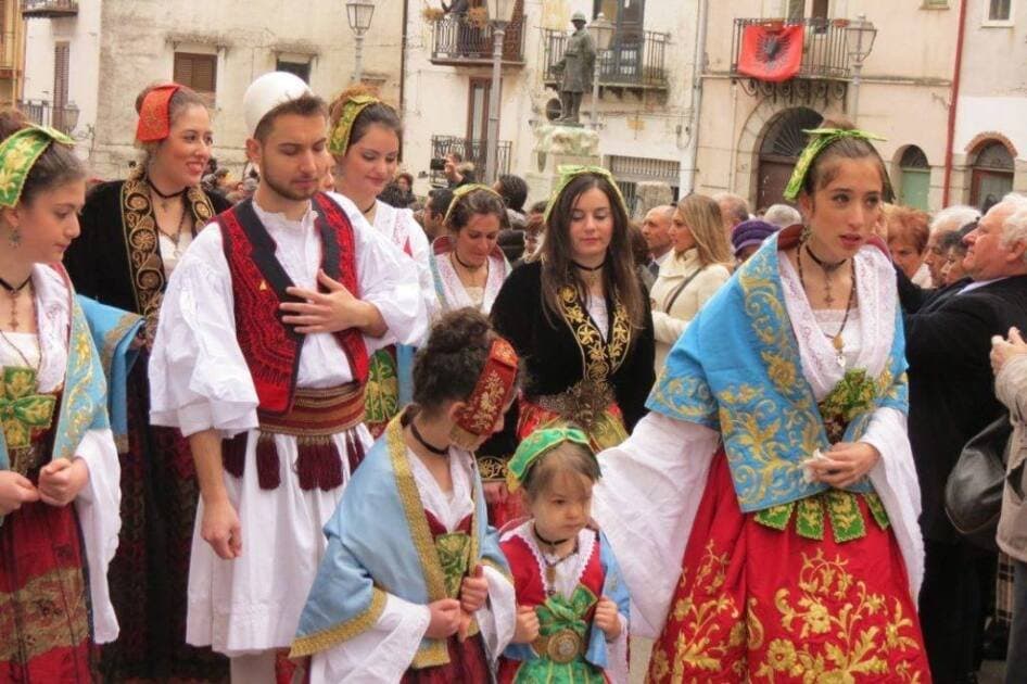 Arbëreshët e Kalabrisë me koncert special të këngës shqipe në Universitetin e Kulturave në Gjenevë
