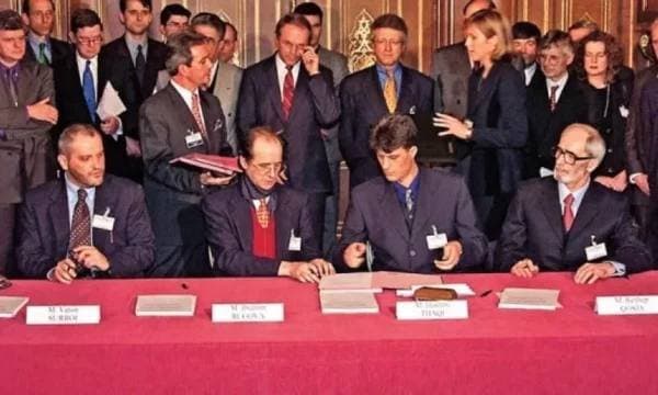 27 vjet nga Rambujeja: konferenca që paralajmëroi fundin e një epoke