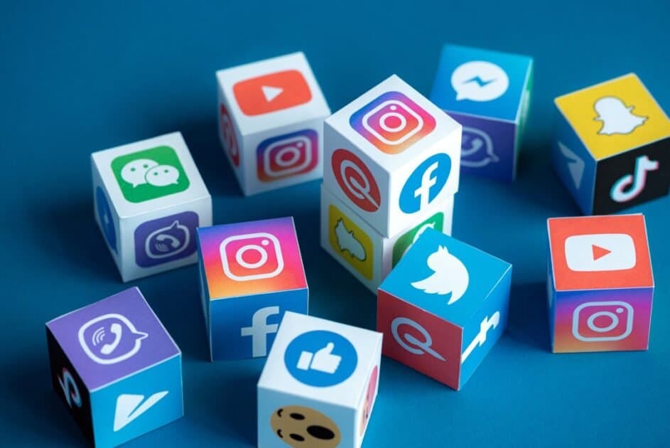 Të rinjtë e Austrisë po lënë Instagramin, por po flasin me chatbot-et!