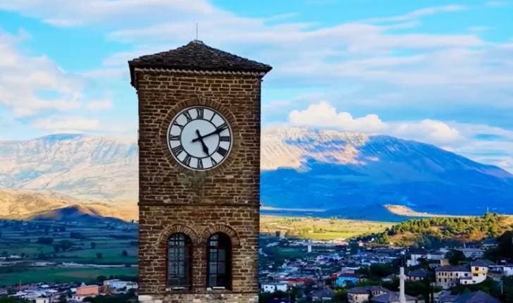 Sahati i Gjirokastrës Rikthehet në Funksion: Simbol i Trashëgimisë Kulturore Rikthehet në Jetë